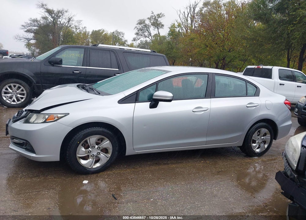 2014 HONDA CIVIC LX VIN: 19XFB2F55EE059045