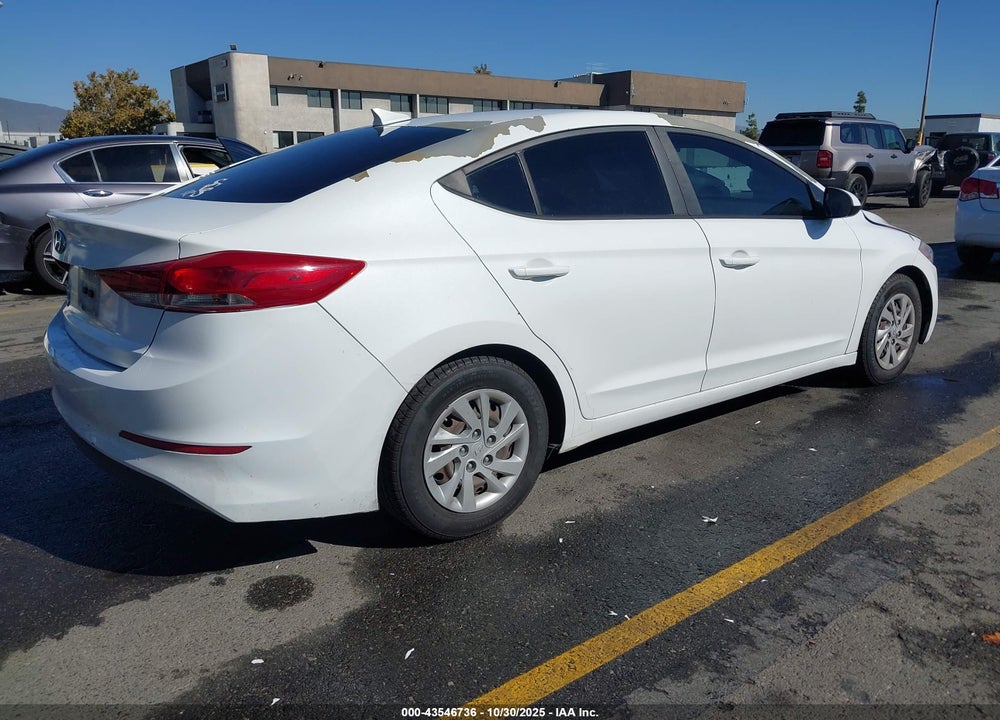 2017 HYUNDAI ELANTRA VIN: 5NPD74LF1HH094554