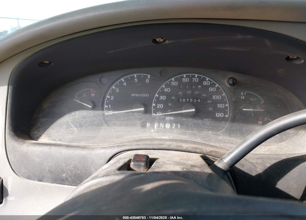 1997 FORD EXPLORER VIN: 1FMDU35P1VUD27290