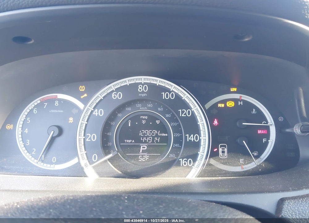2013 HONDA ACCORD VIN: 1HGCR2F8XDA168063