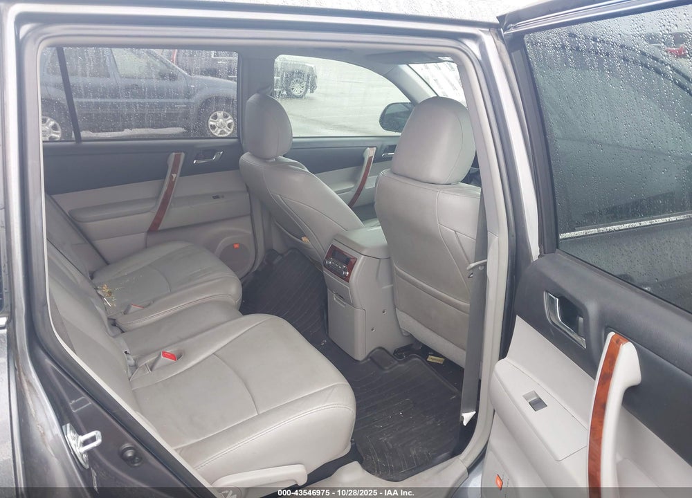 2013 TOYOTA HIGHLANDER LIMITED V6 VIN: 5TDYK3EH9DS133355