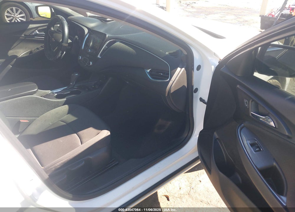 2020 CHEVROLET MALIBU FWD LT VIN: 1G1ZD5STXLF005717