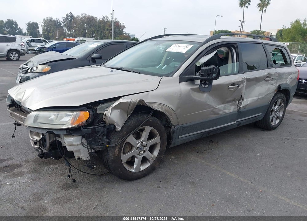 2008 VOLVO XC70 3.2 VIN: YV4BZ982481016553
