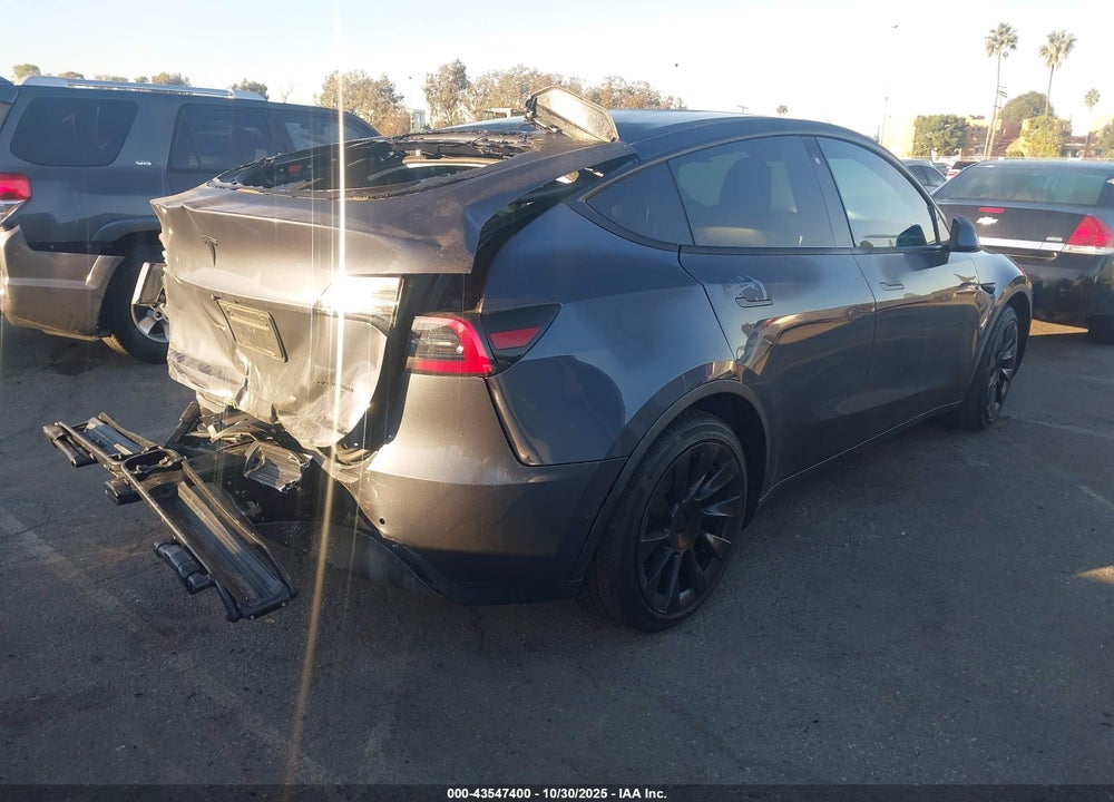 2020 TESLA MODEL Y LONG RANGE DUAL MOTOR ALL-WHEEL DRIVE VIN: 5YJYGDEE4LF011180