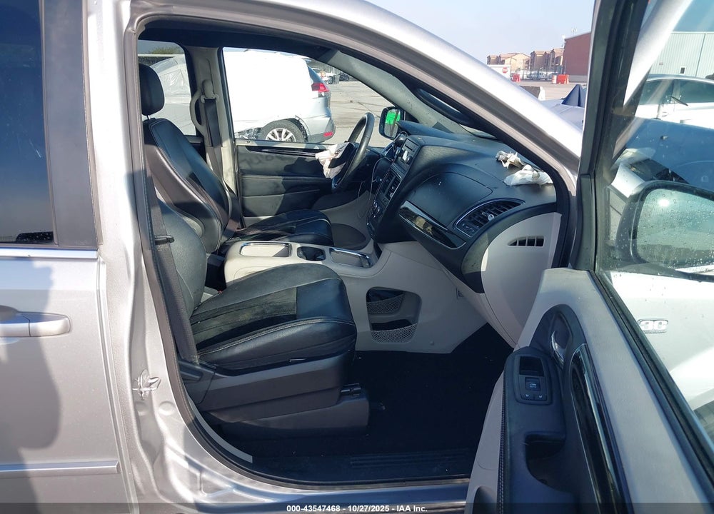 2014 DODGE GRAND CARAVAN SXT 30TH ANNIVERSARY VIN: 2C4RDGCG2ER302576