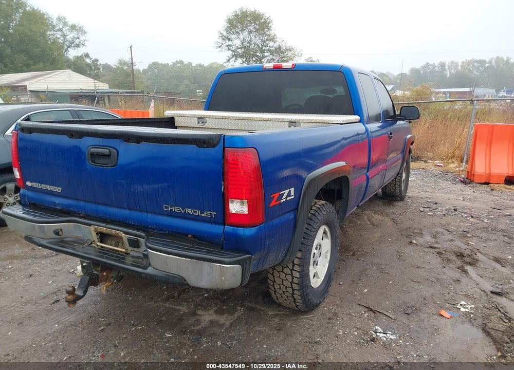 2003 CHEVROLET SILVERADO 1500 LS VIN: 1GCEK19T63E196830