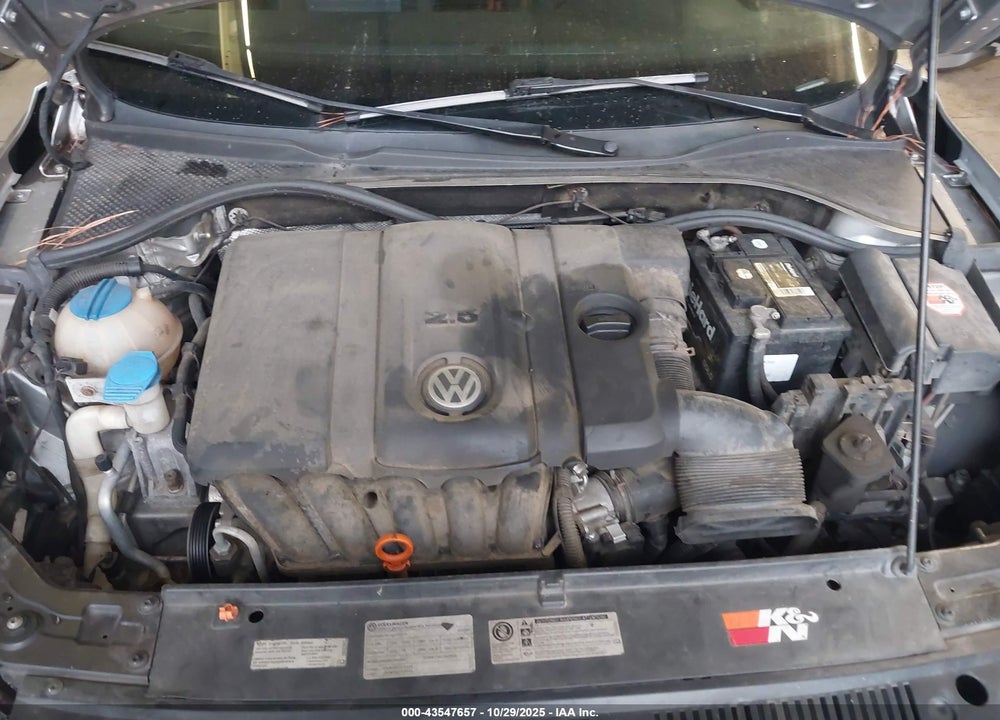 2013 VOLKSWAGEN PASSAT 2.5L SE VIN: 1VWBP7A39DC094256