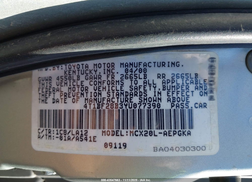 2000 TOYOTA AVALON XLS VIN: 4T1BF28B3YU077390