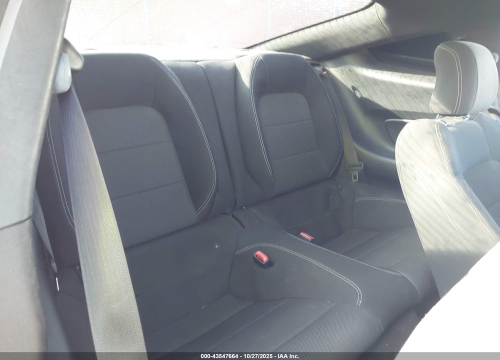 2016 FORD MUSTANG V6 VIN: 1FA6P8AM6G5209350