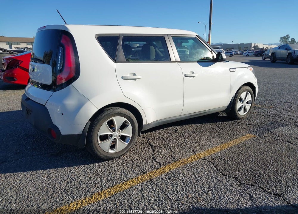 2015 KIA SOUL VIN: KNDJN2A2XF7168150