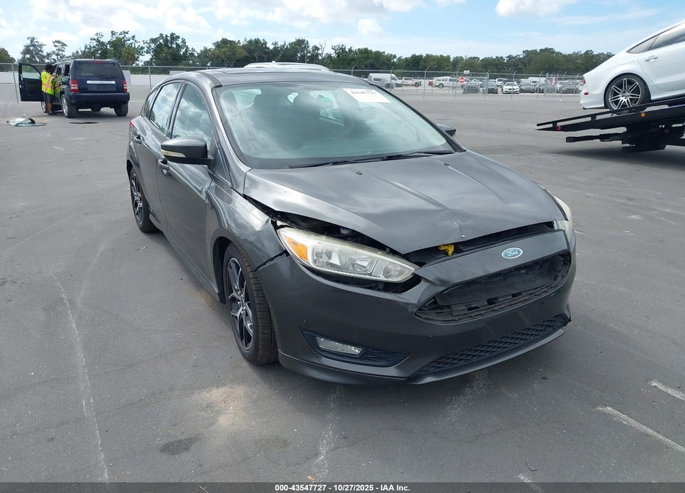 2015 FORD FOCUS SE VIN: 1FADP3K20FL381598
