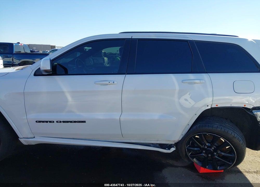 2018 JEEP GRAND CHEROKEE ALTITUDE 4X4 VIN: 1C4RJFAG0JC266895