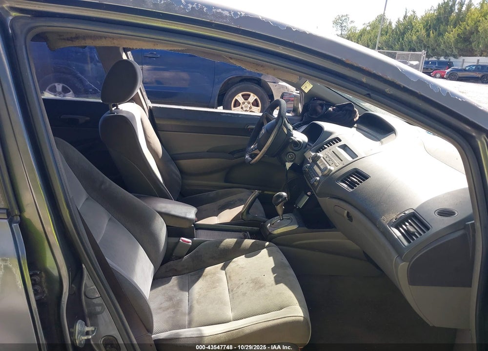 2010 HONDA CIVIC LX VIN: 2HGFA1F51AH547292