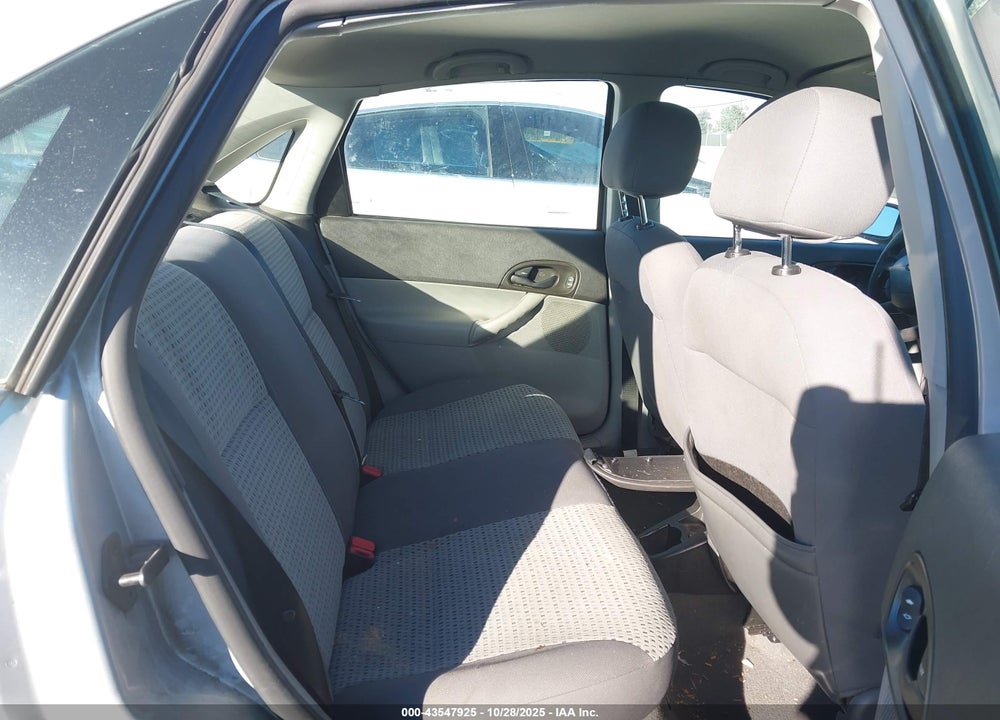 2006 FORD FOCUS ZX4 VIN: 1FAFP34N86W123909