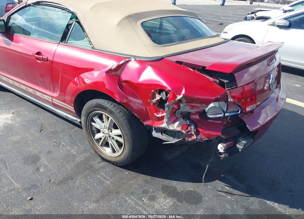 2005 FORD MUSTANG VIN: 1ZVFT84N155250702