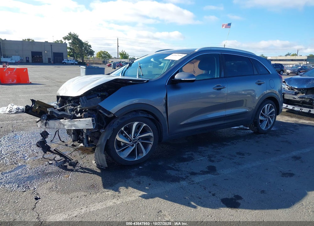 2017 KIA NIRO TOURING VIN: KNDCE3LC5H5081579