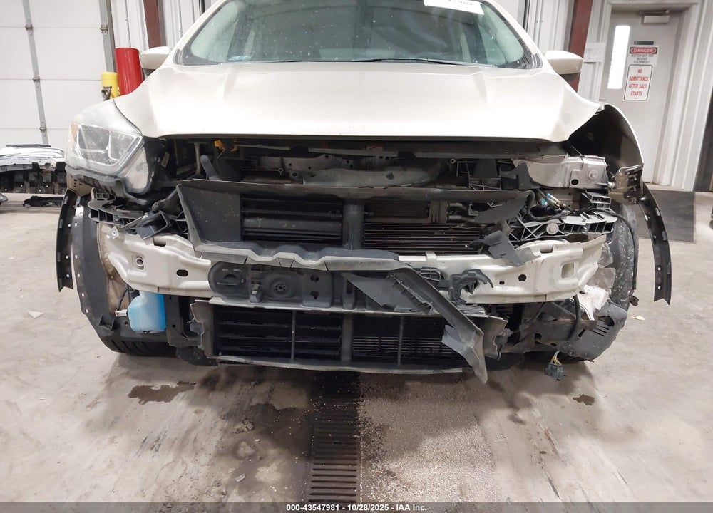 2017 FORD ESCAPE SE VIN: 1FMCU9GD6HUC66976