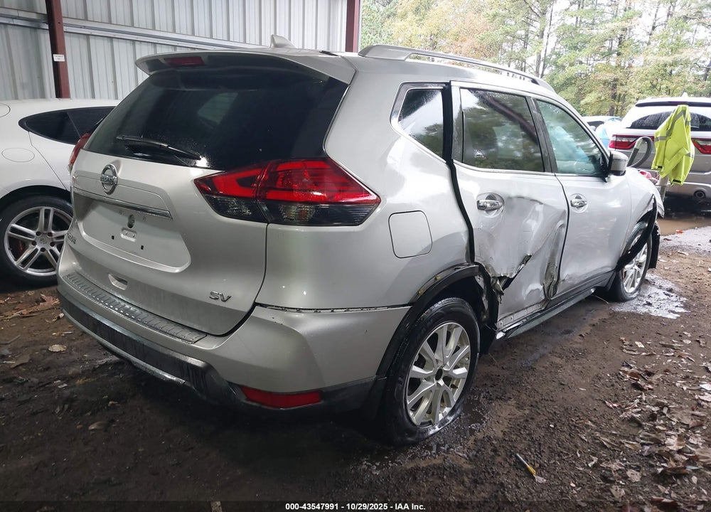 2017 NISSAN ROGUE SV VIN: 5N1AT2MT8HC873416