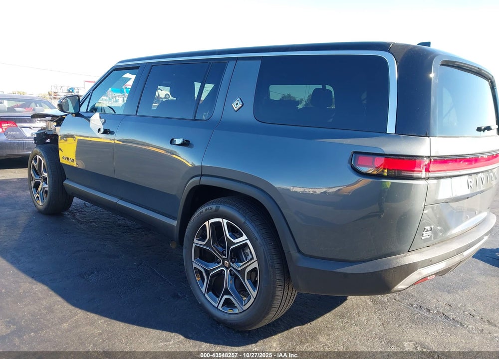 2026 RIVIAN R1S VIN: 7PDSGCBA8TN075797