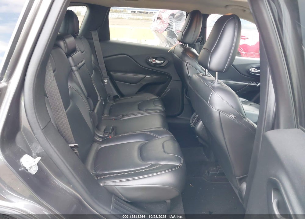 2015 JEEP CHEROKEE LIMITED VIN: 1C4PJMDS9FW680632