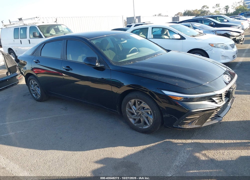 2024 HYUNDAI ELANTRA SEL VIN: KMHLM4DG9RU804332
