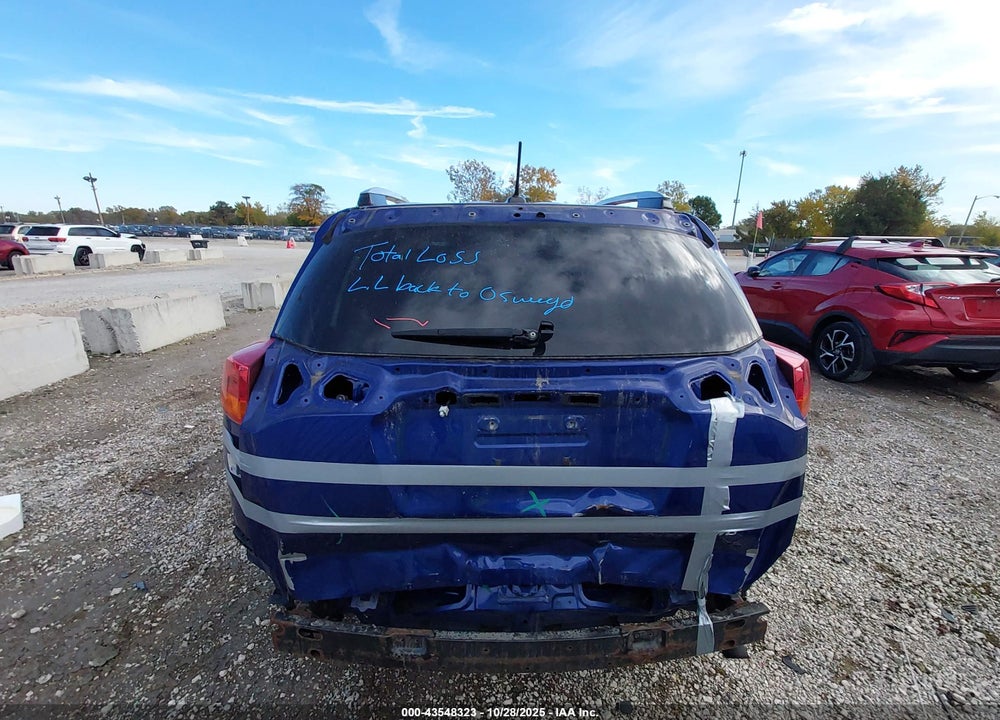 2015 TOYOTA RAV4 XLE VIN: 2T3RFREV0FW364146