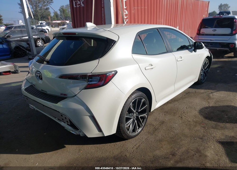 2019 TOYOTA COROLLA XSE VIN: JTNK4RBE4K3041674