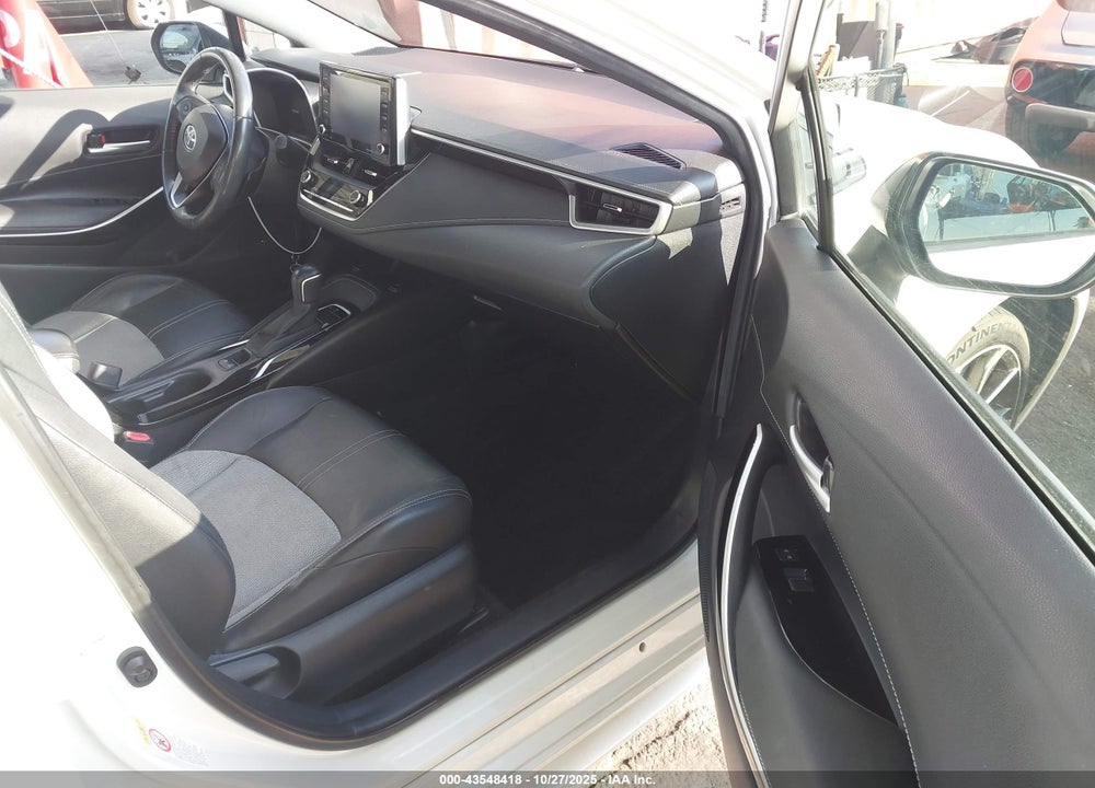 2019 TOYOTA COROLLA XSE VIN: JTNK4RBE4K3041674