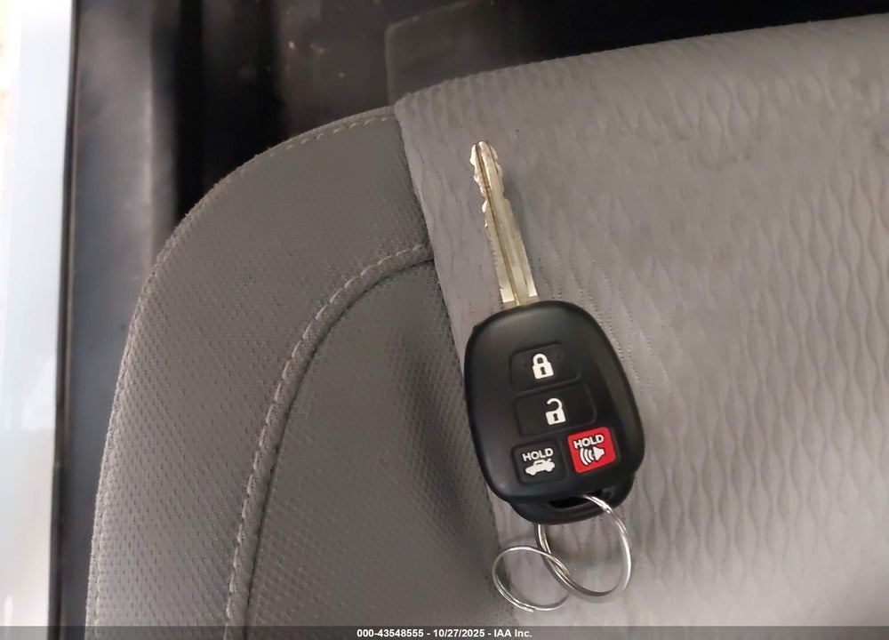 2014 TOYOTA COROLLA LE ECO VIN: 5YFBPRHEXEP004921