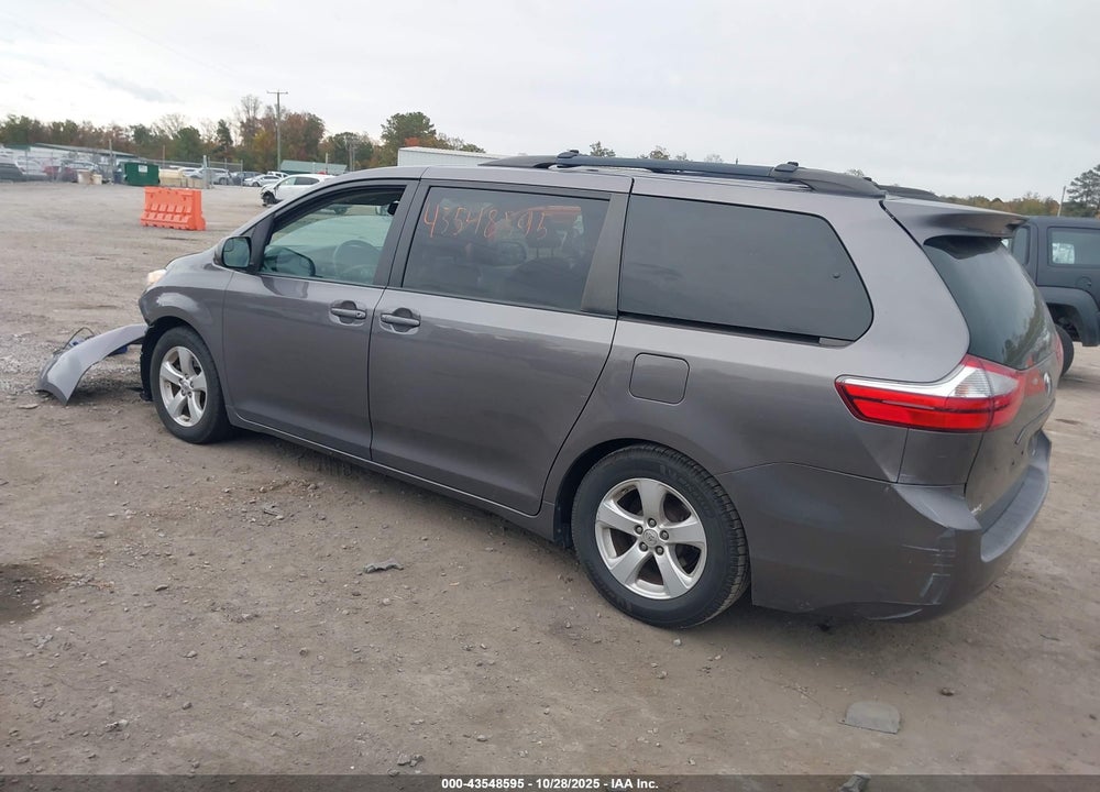 2015 TOYOTA SIENNA LE 8 PASSENGER VIN: 5TDKK3DC0FS578517