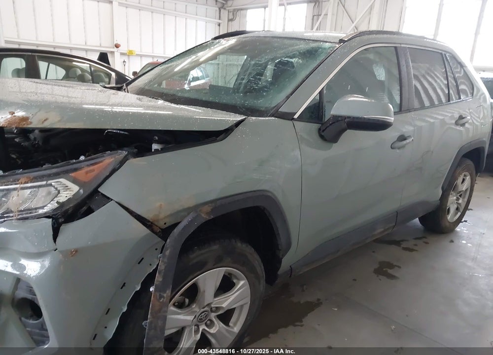 2021 TOYOTA RAV4 XLE VIN: 2T3W1RFV4MW140522