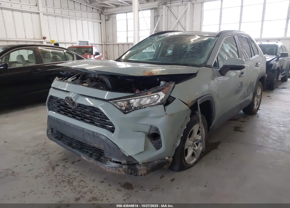 2021 TOYOTA RAV4 XLE VIN: 2T3W1RFV4MW140522