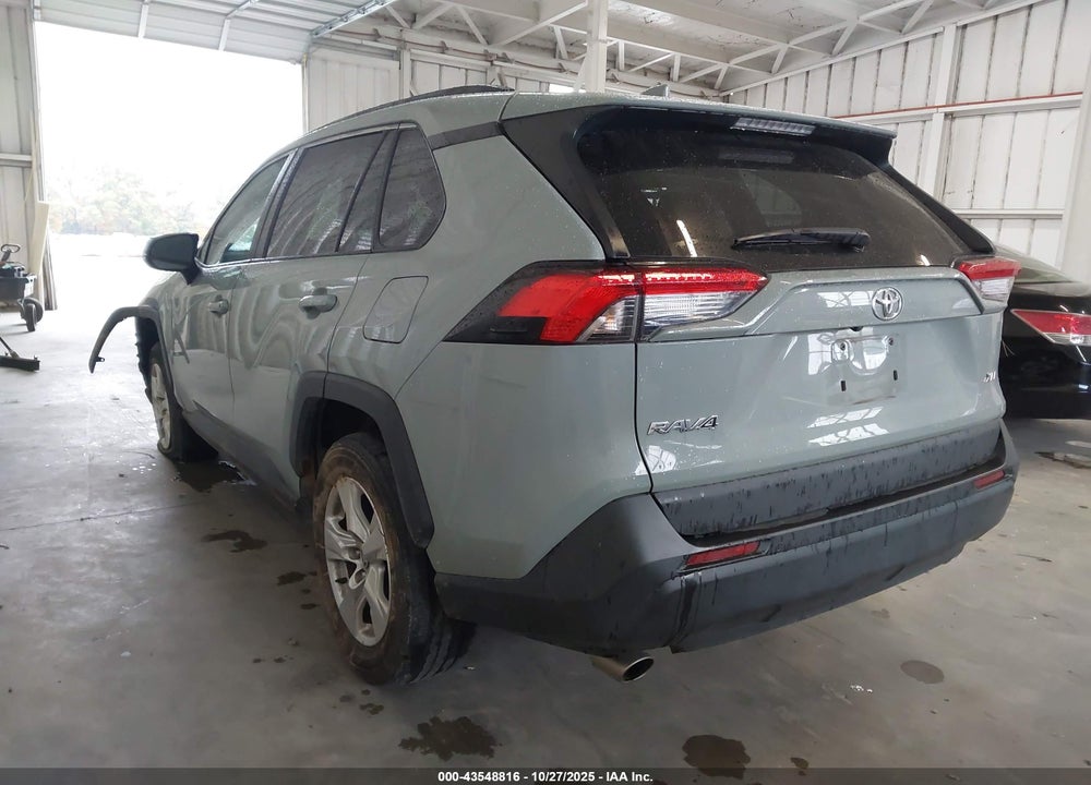 2021 TOYOTA RAV4 XLE VIN: 2T3W1RFV4MW140522