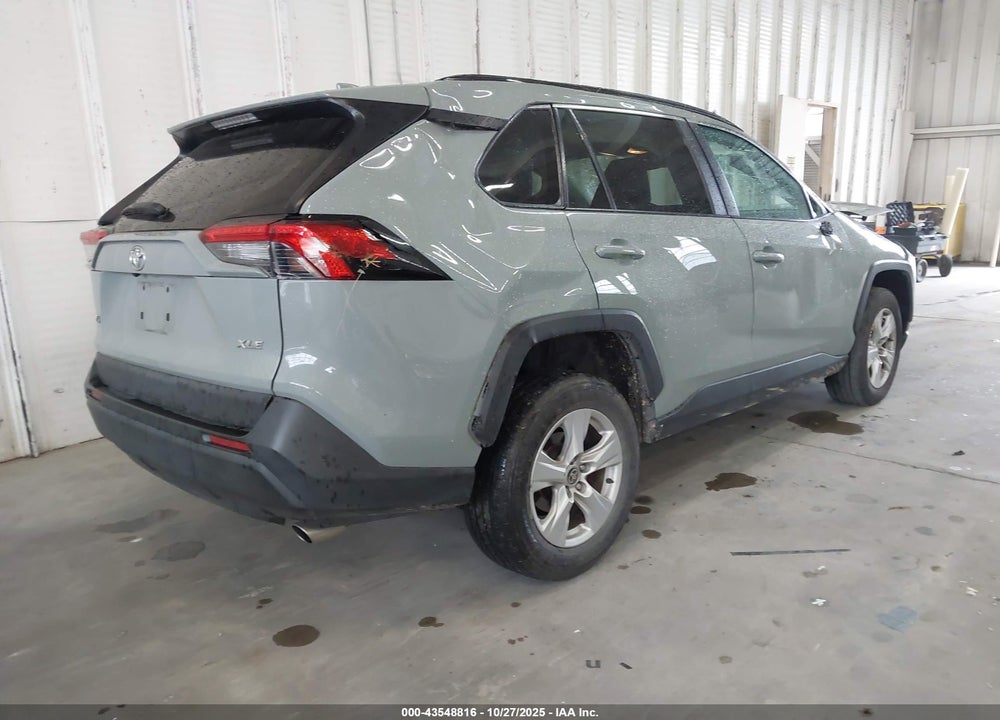 2021 TOYOTA RAV4 XLE VIN: 2T3W1RFV4MW140522