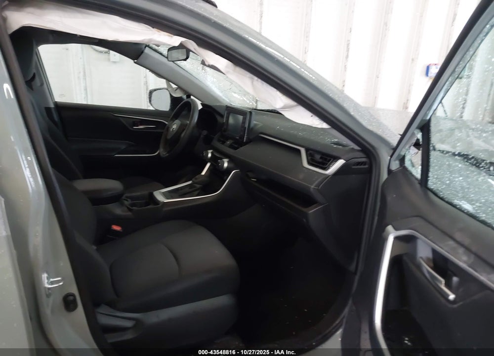 2021 TOYOTA RAV4 XLE VIN: 2T3W1RFV4MW140522