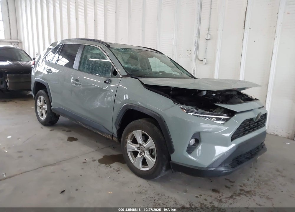 2021 TOYOTA RAV4 XLE VIN: 2T3W1RFV4MW140522