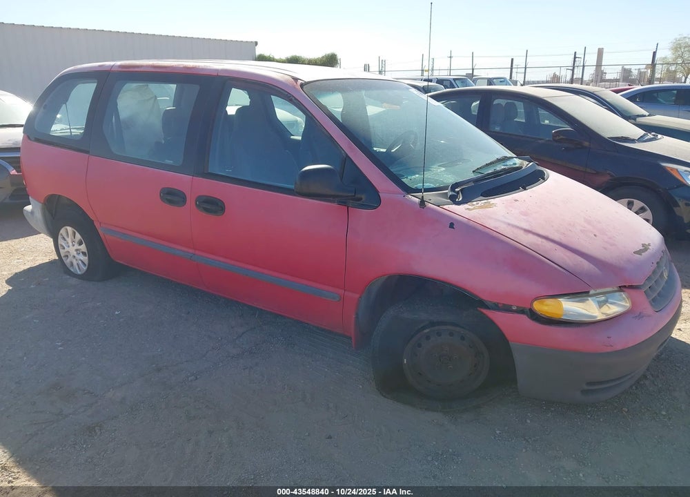 2000 CHRYSLER VOYAGER VIN: 2C4FJ25BXYR881370