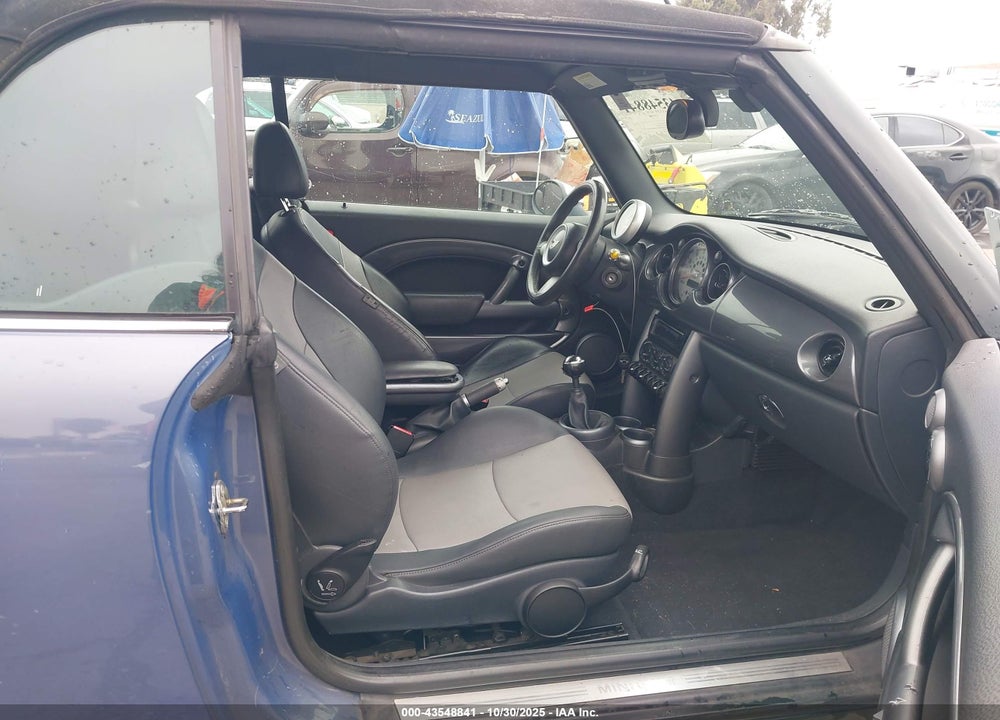 2006 MINI COOPER VIN: WMWRF33576TF64041
