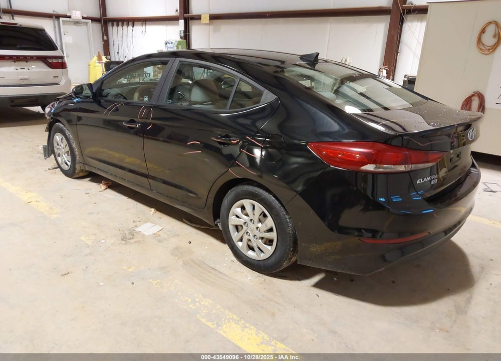 2017 HYUNDAI ELANTRA VIN: KMHD74LF5HU115553