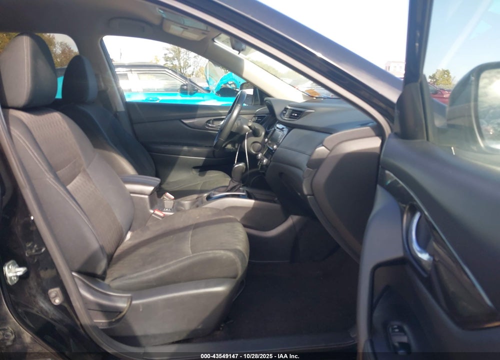 2019 NISSAN ROGUE SV VIN: 5N1AT2MV2KC703917