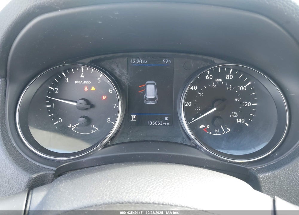2019 NISSAN ROGUE SV VIN: 5N1AT2MV2KC703917