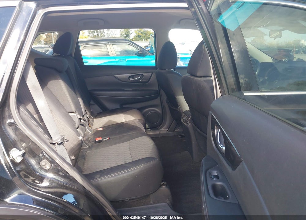 2019 NISSAN ROGUE SV VIN: 5N1AT2MV2KC703917