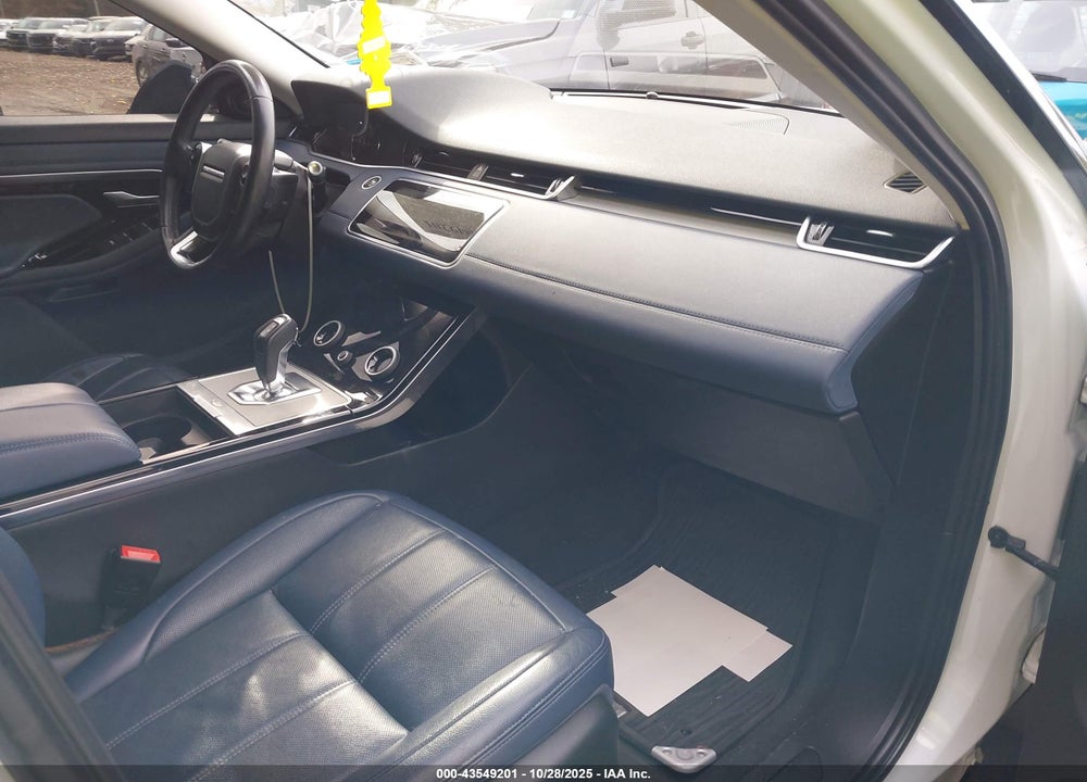 2020 LAND ROVER RANGE ROVER EVOQUE VIN: SALZJ2FX7LH060411