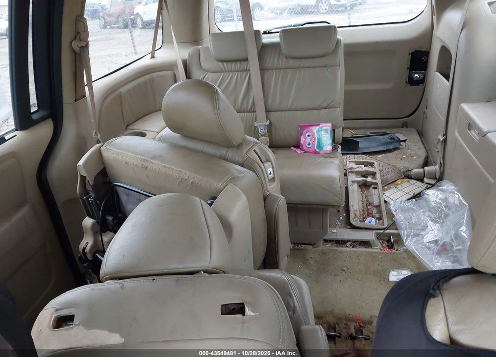2008 HONDA ODYSSEY EX-L VIN: 5FNRL38728B010303