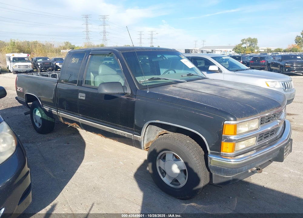1998 CHEVROLET K1500 FLEETSIDE VIN: 2GCEK19R8W1214500