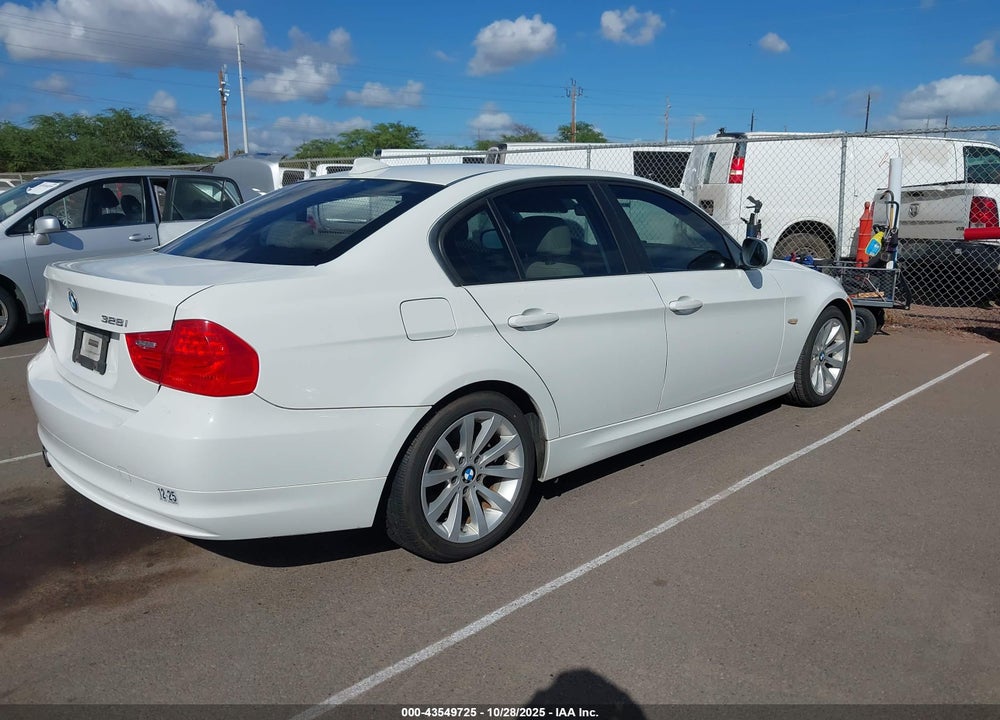 2011 BMW 3 SERIES VIN: WBAPH7G59BNN03904