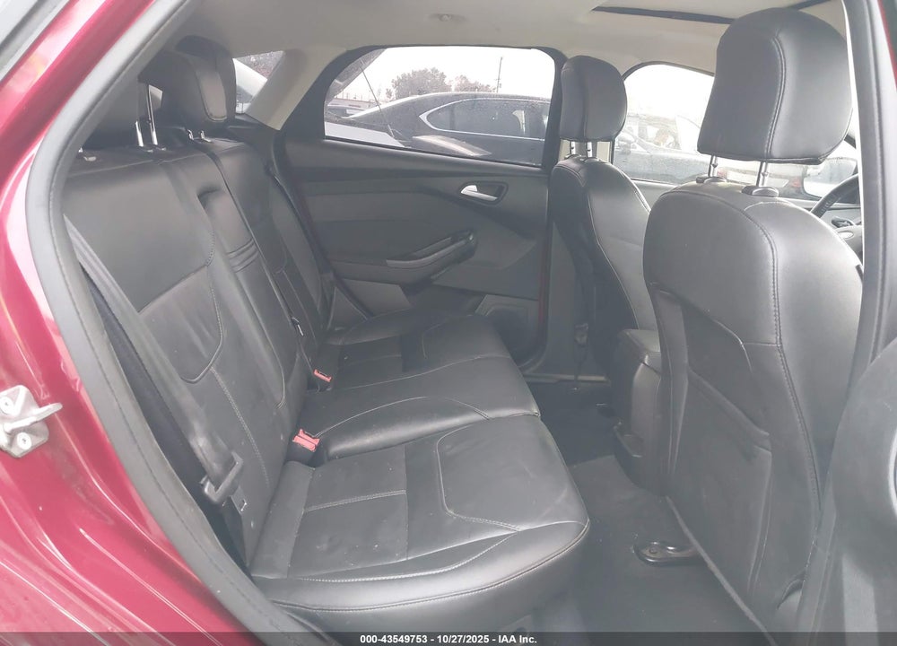 2015 FORD FOCUS SE VIN: 1FADP3K20FL362713