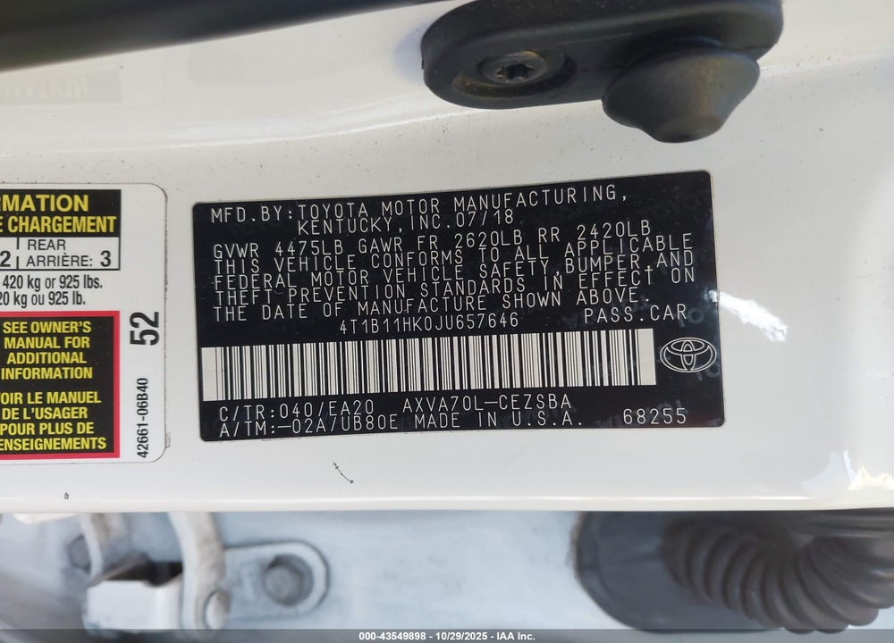 2018 TOYOTA CAMRY SE VIN: 4T1B11HK0JU657646