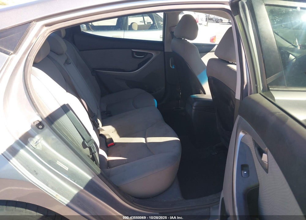 2013 HYUNDAI ELANTRA VIN: KMHDH4AE3DU999218