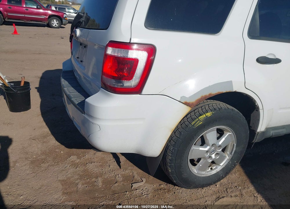 2010 FORD ESCAPE VIN: 1FMCU0D7XAKB55083